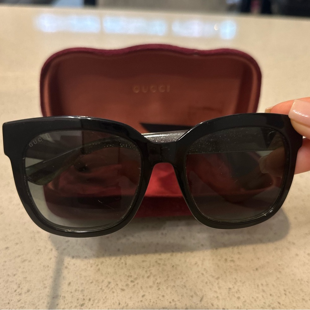 Gucci black sunglasses